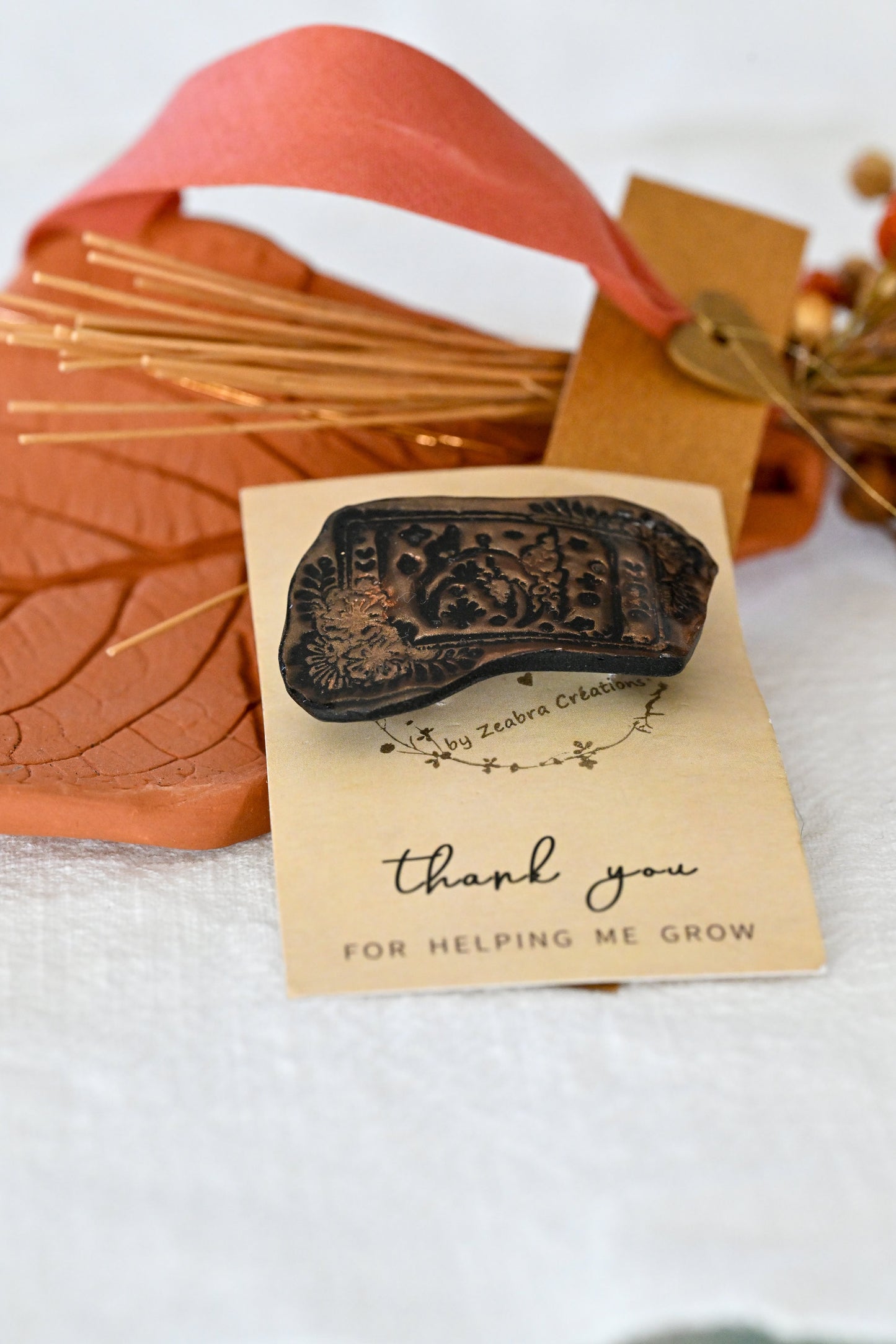 Barrette “Lune d’Herboriste” – Mystique et Naturelle